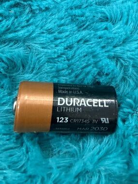 New ~ Duracell Lithium 123 3V CR17345 Battery 10 pack 03/30